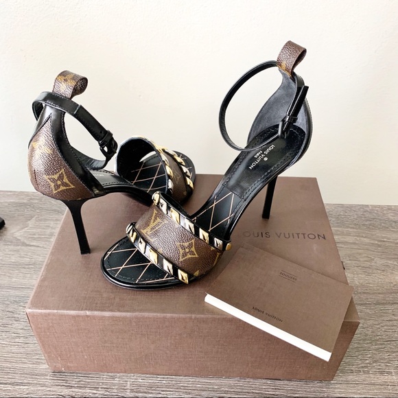 Louis Vuitton Shoes - LOUIS VUITTON CLASSIC MONOGRAM SANDALS